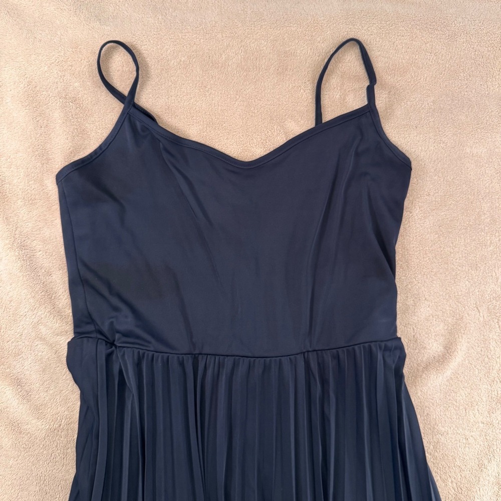 NWT Navy Blue Pleated Midi Dress Wedding Party Minimalist Summer Resort Sz M - Picture 6 of 12